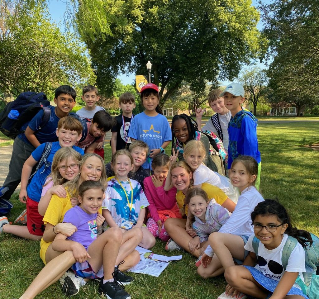 group of kids having a great positive camp experience